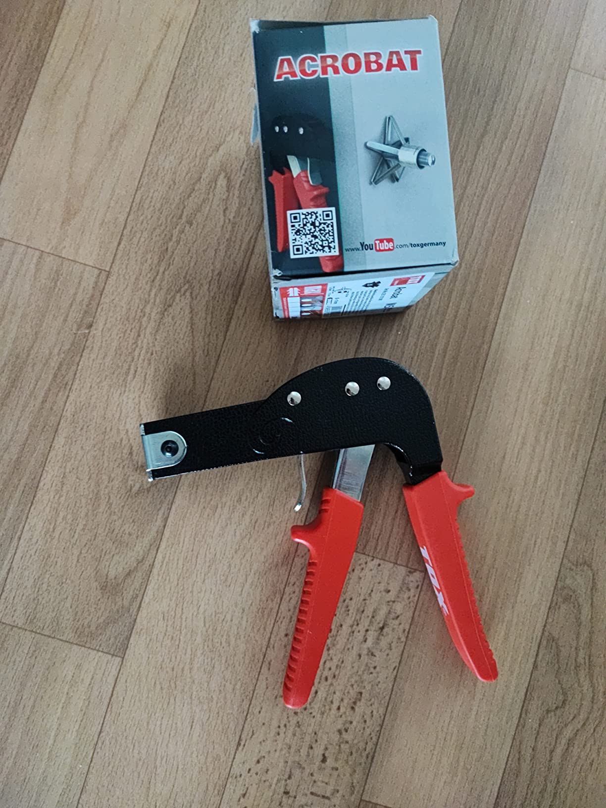 Stabile Zange für M4 bis M8