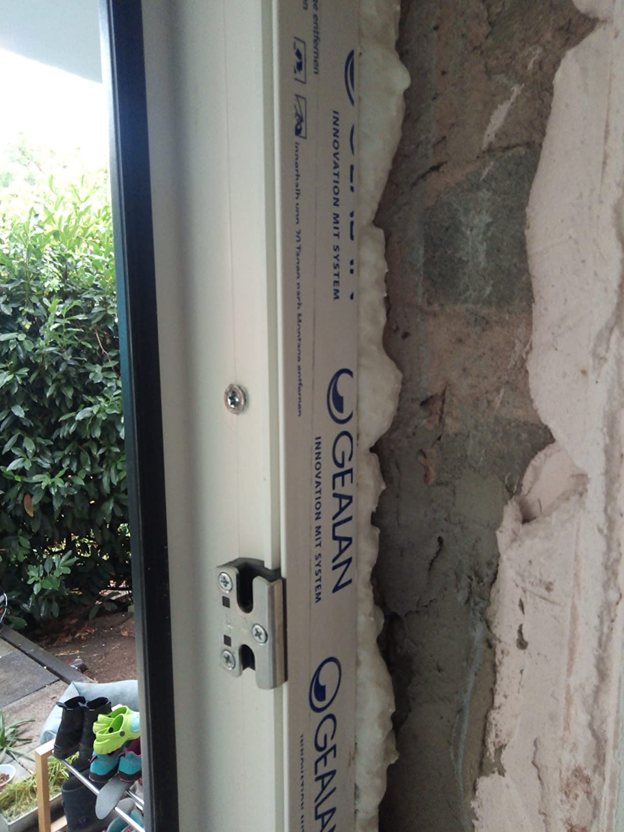 Fenster sitzen bombenfest